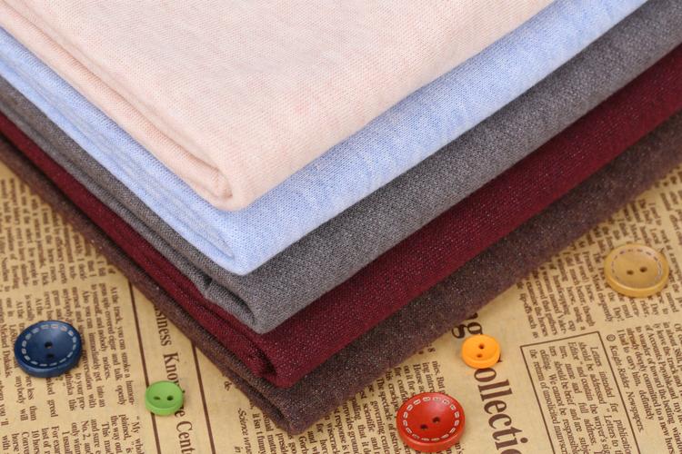 品名:針織布 別名:雙衛(wèi)衣 具體用途:時(shí)裝,休閑服,運(yùn)動服,t恤 經(jīng)緯編