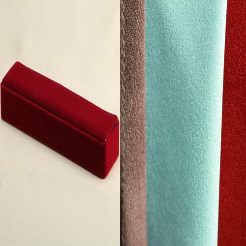 50碼 紗支:144f 經緯編:緯編 產品詳情 現(xiàn)供應禮盒面料 水刺布底植絨